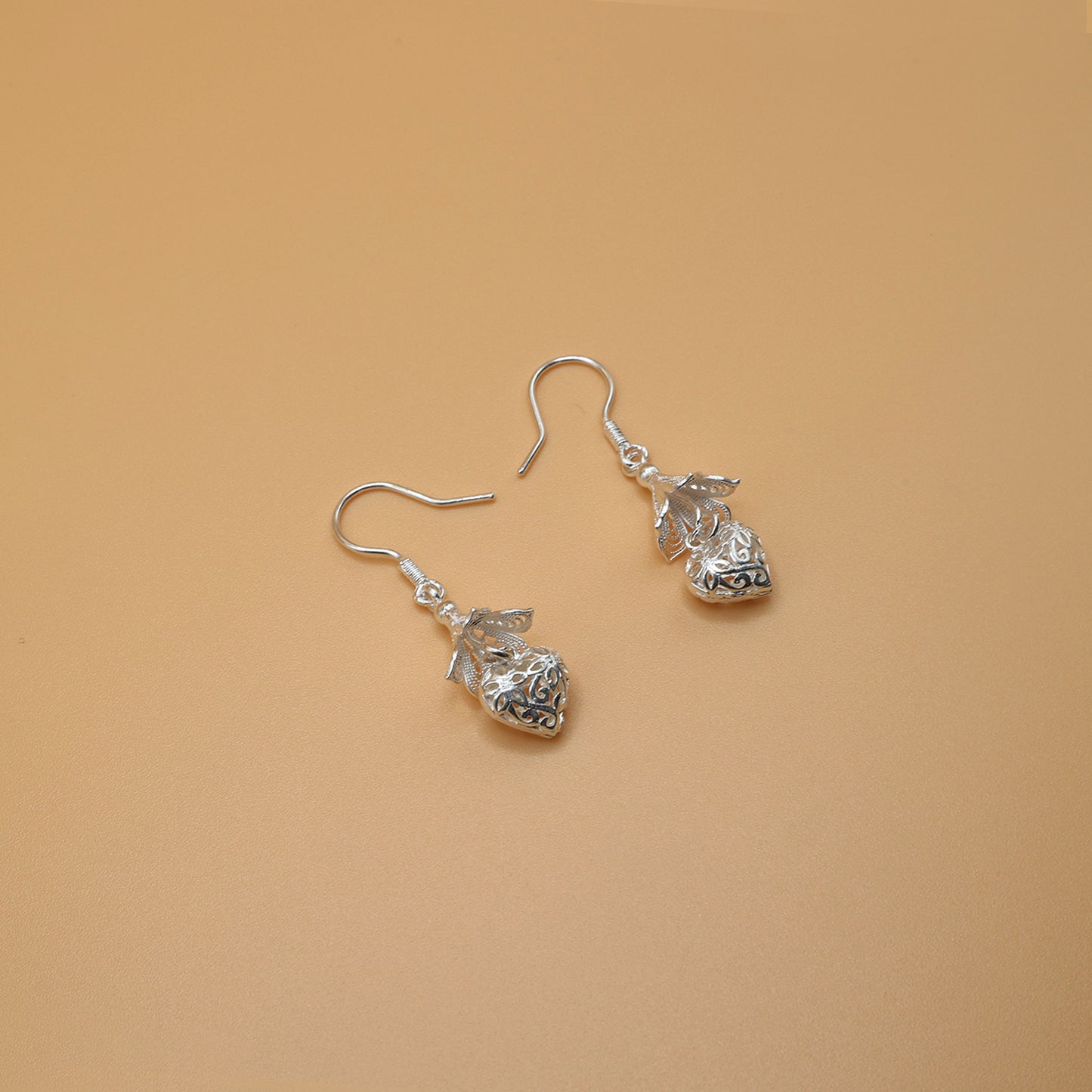Petunia Heart Earring